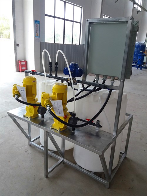 全自動(dòng)加藥裝置特點(diǎn)和組成部分以及操作過程介紹 全自動(dòng)加藥裝置特點(diǎn)和組成部分以及操作過程介紹