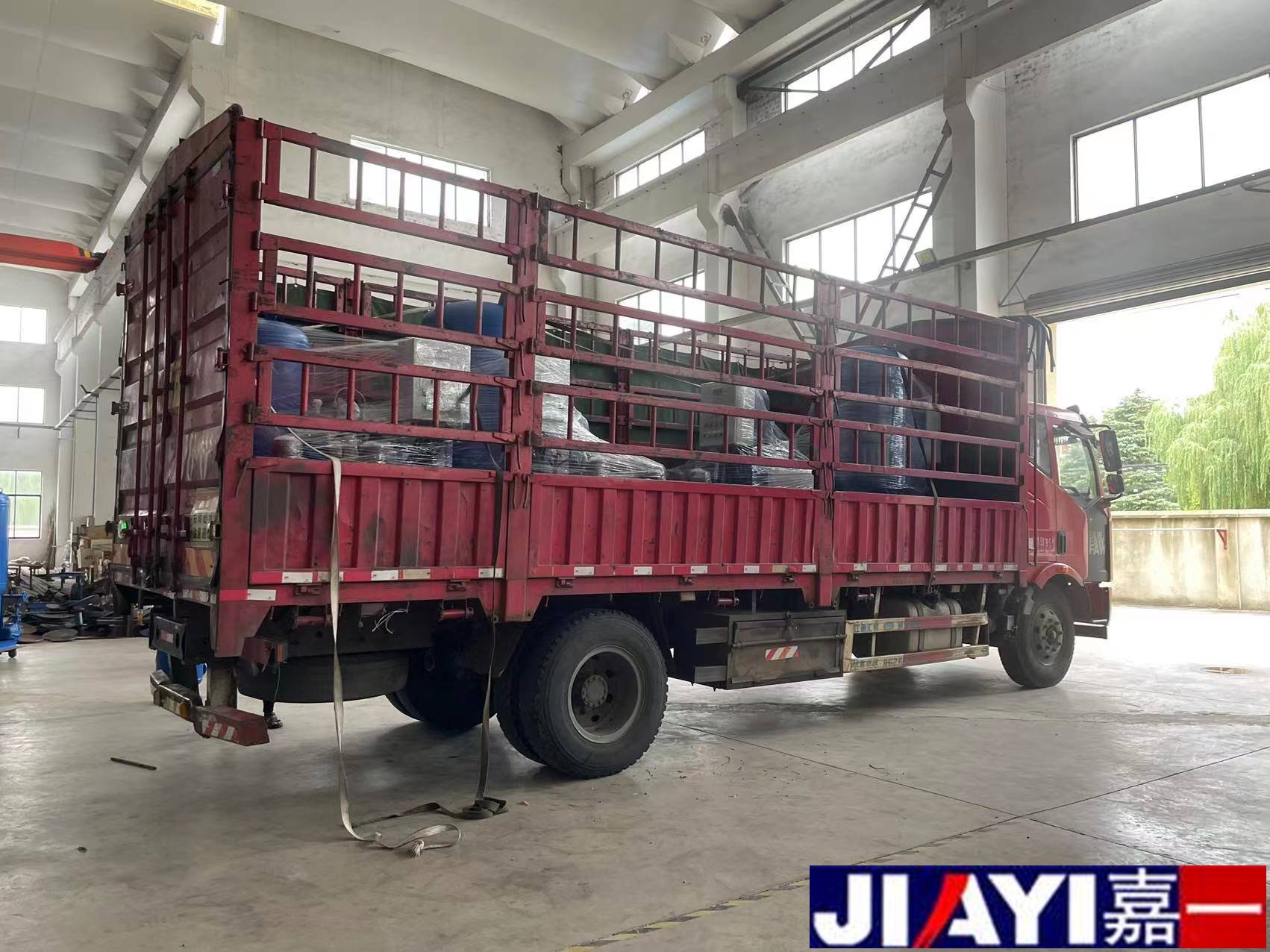 江西贛州專車直達(dá)集成水保機(jī)組4套，袋式過(guò)濾器2套